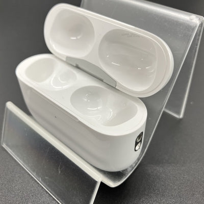 【中古】AirPods Pro (第2世代) MagSafe充電ケース(USB-C)【日本橋】