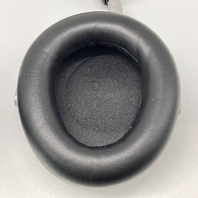【中古】AVENTHO 300 black【秋葉原】