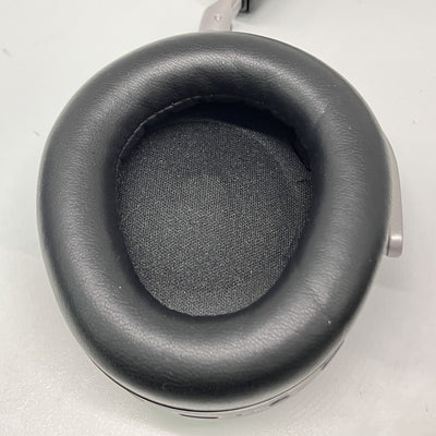 【中古】AVENTHO 300 black【秋葉原】
