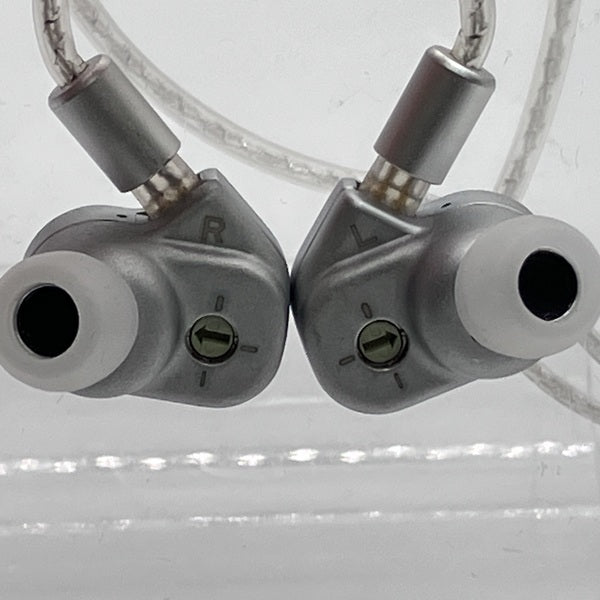 【中古】4U【秋葉原】