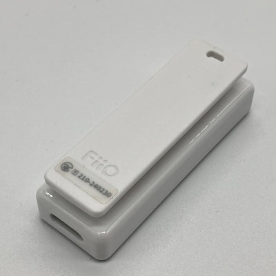 【中古】BTR11 White 【FIO-BTR11-W】【日本橋】