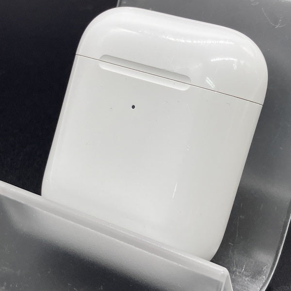【中古】AirPods with Wireless Charging Case  MRXJ2J-A【日本橋】