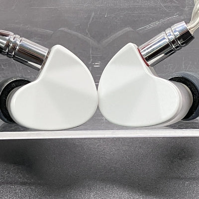 【中古】Rinko White 日本向け4.4mmバランスプラグ仕様【秋葉原】