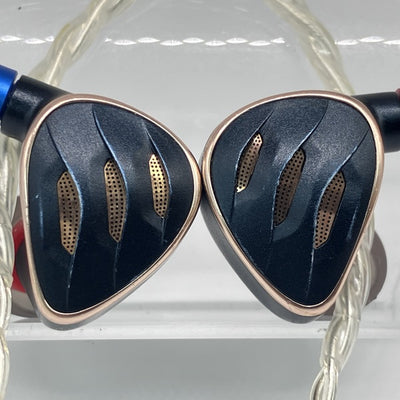 【中古】FH5s Black 【FIO-IEM-FH5S-B】【秋葉原】