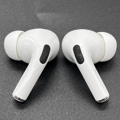 【中古】MagSafe充電ケース(USB-C)付きAirPods Pro(第2世代) MTJV3JA【日本橋】