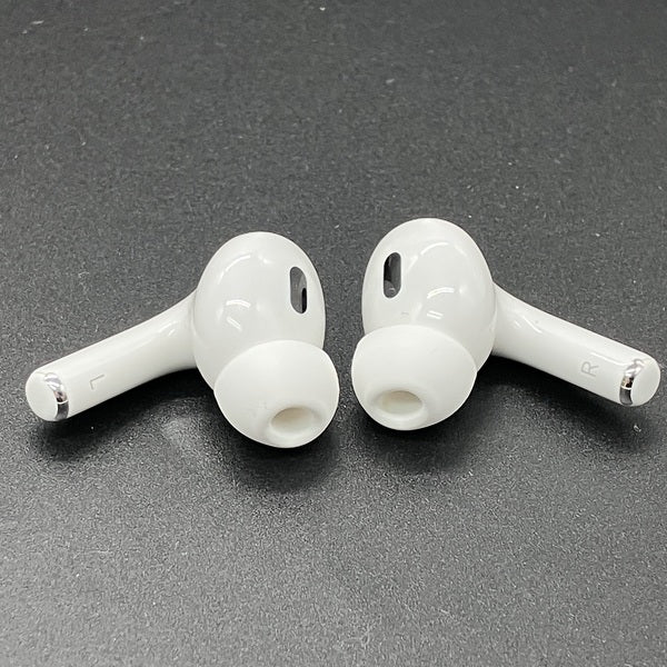 【中古】MagSafe充電ケース(USB-C)付きAirPods Pro(第2世代) MTJV3JA【日本橋】