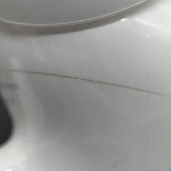 【中古】MagSafe充電ケース(USB-C)付きAirPods Pro(第2世代) MTJV3JA【日本橋】