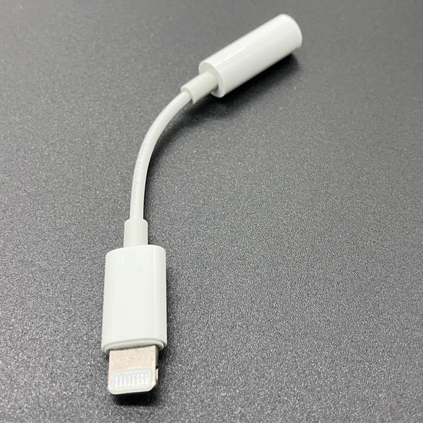 【中古】Lightning - 3.5 mmヘッドフォンジャックアダプタ【秋葉原】