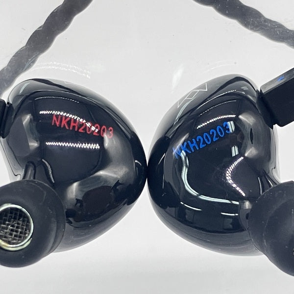 イヤホン Noble Audio Khan Sandal Audio: Noble Audio Khan イヤホンの試聴レビュー