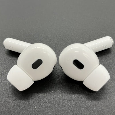 【中古】MagSafe充電ケース(USB-C)付きAirPods Pro(第2世代) MTJV3JA【秋葉原】