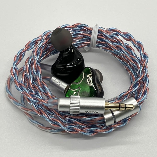 【中古】DEFIANT【秋葉原】