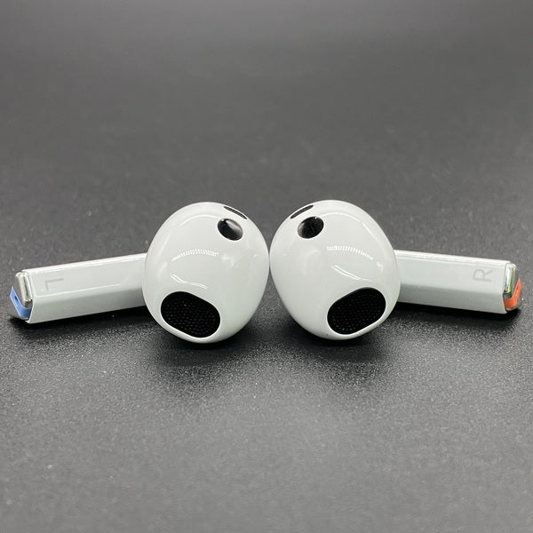 Galaxy 【中古】Galaxy Buds3 ホワイト 【SM-R530NZWAXJP】【秋葉原