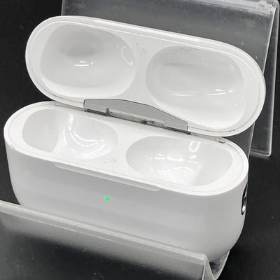 【中古】AirPods Pro (第2世代) MagSafe充電ケース(USB-C)