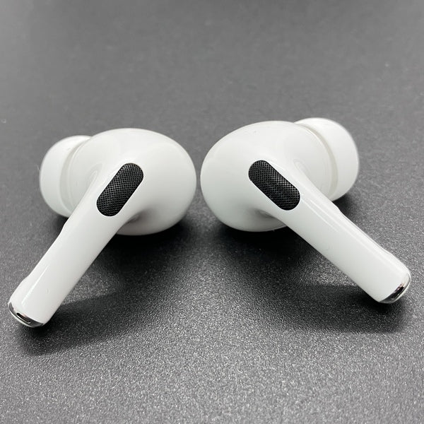 【中古】MagSafe充電ケース(USB-C)付きAirPods Pro(第2世代) MTJV3JA【秋葉原】