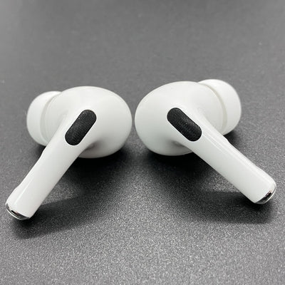 【中古】MagSafe充電ケース(USB-C)付きAirPods Pro(第2世代) MTJV3JA【秋葉原】