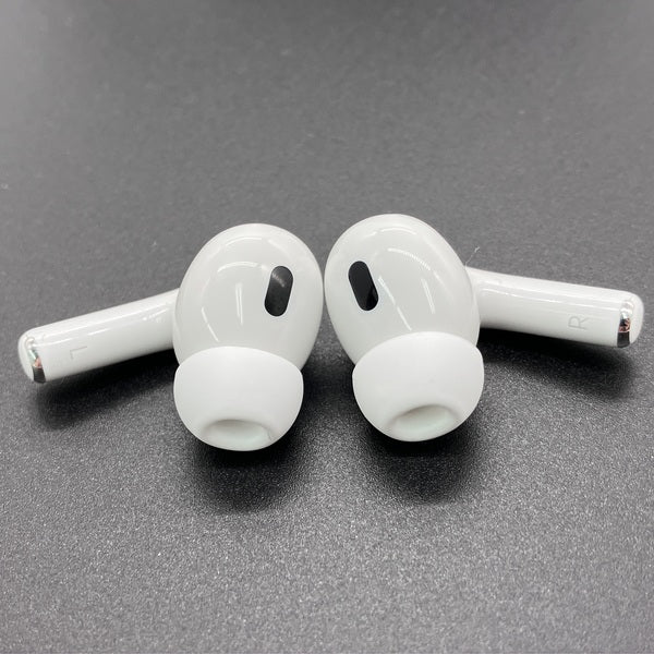 Apple 【中古】MagSafe充電ケース(USB-C)付きAirPods Pro(第2世代