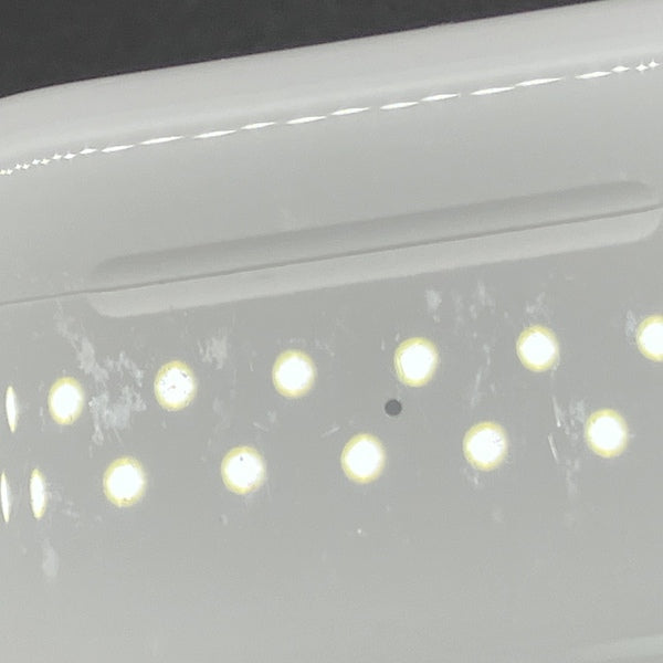 【中古】MagSafe充電ケース(USB-C)付きAirPods Pro(第2世代) MTJV3JA【秋葉原】