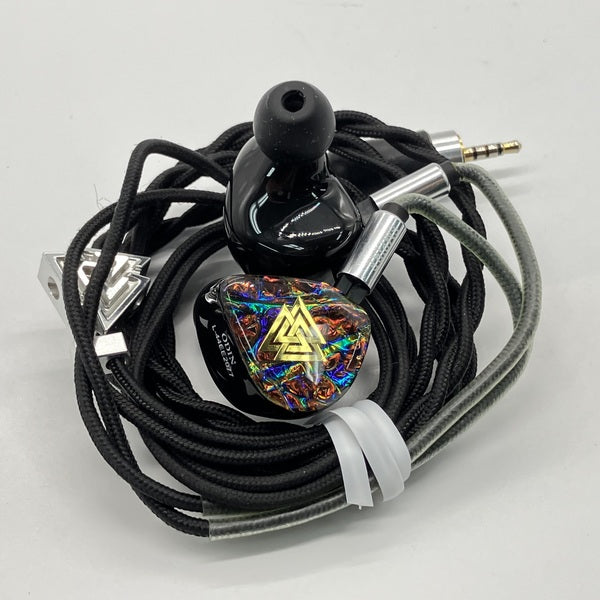 【中古】ODIN (Universal Fit)【秋葉原】