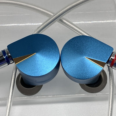 【中古】F1 Pro 3.5mm【日本橋】