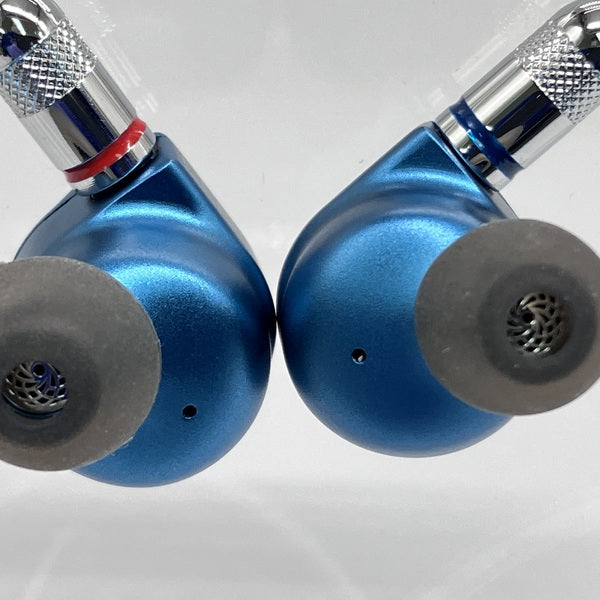 【中古】F1 Pro 3.5mm【日本橋】