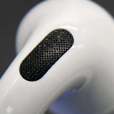 【中古】AirPods 4 MXP93J/A（アクティブノイズキャンセリング搭載）【秋葉原】