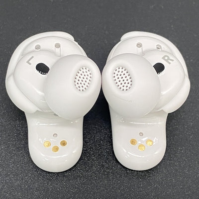 【中古】Quietcomfort Ultra Earbuds 2nd Gen White Smoke【日本橋】