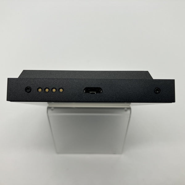 【中古】AK300 64GB ミッドナイトブラック 【AK300-64GB-BLK】【秋葉原】