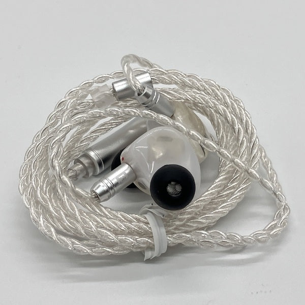 AAW 【中古】Z06 Blanc Edition(Universal Fit)【秋葉原】 – e☆イヤホン