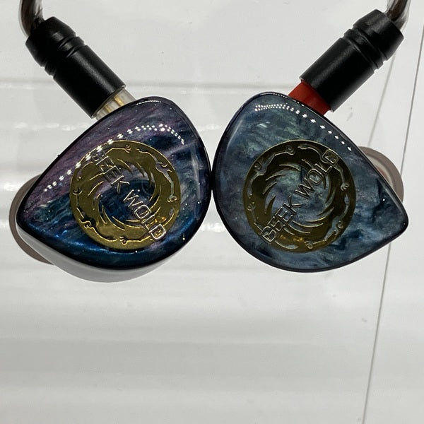 GEEK WOLD 【中古】GK300【日本橋】 – e☆イヤホン