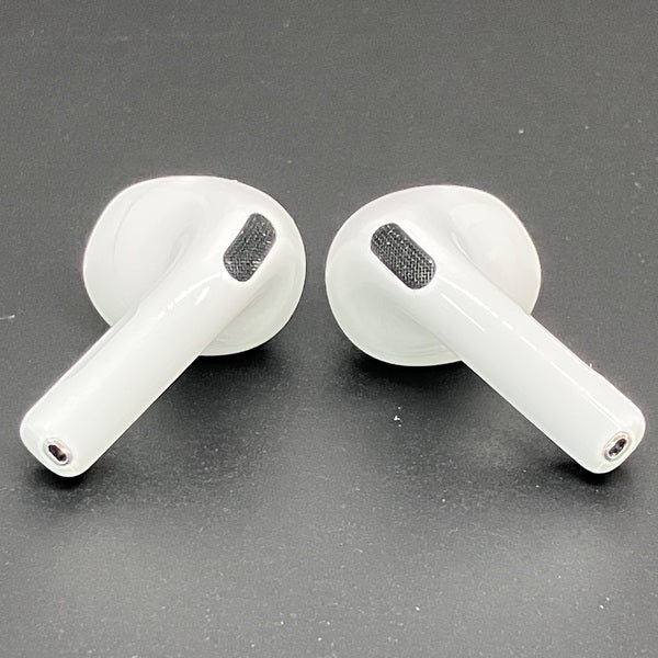 【中古】AirPods 4 MXP93J/A（アクティブノイズキャンセリング搭載）【日本橋】