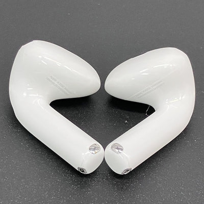 【中古】AirPods 4 MXP93J/A（アクティブノイズキャンセリング搭載）【日本橋】