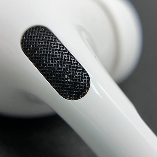 Apple 【中古】MagSafe充電ケース(USB-C)付きAirPods Pro(第2世代