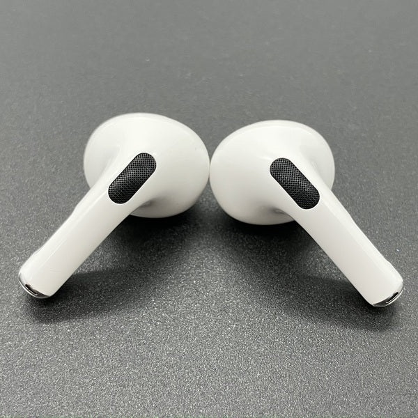 【中古】MagSafe充電ケース(USB-C)付きAirPods Pro(第2世代) MTJV3JA【秋葉原】