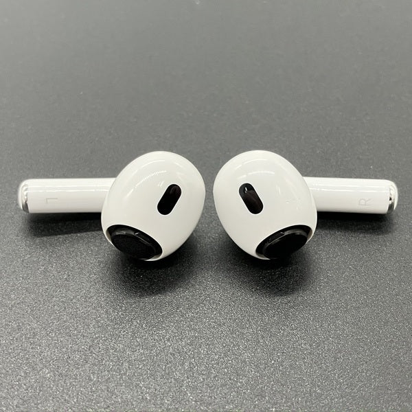 【中古】MagSafe充電ケース(USB-C)付きAirPods Pro(第2世代) MTJV3JA【秋葉原】