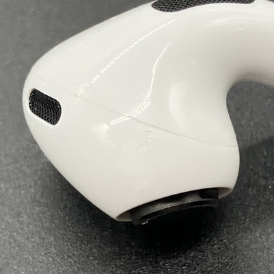 【中古】MagSafe充電ケース(USB-C)付きAirPods Pro(第2世代) MTJV3JA【秋葉原】