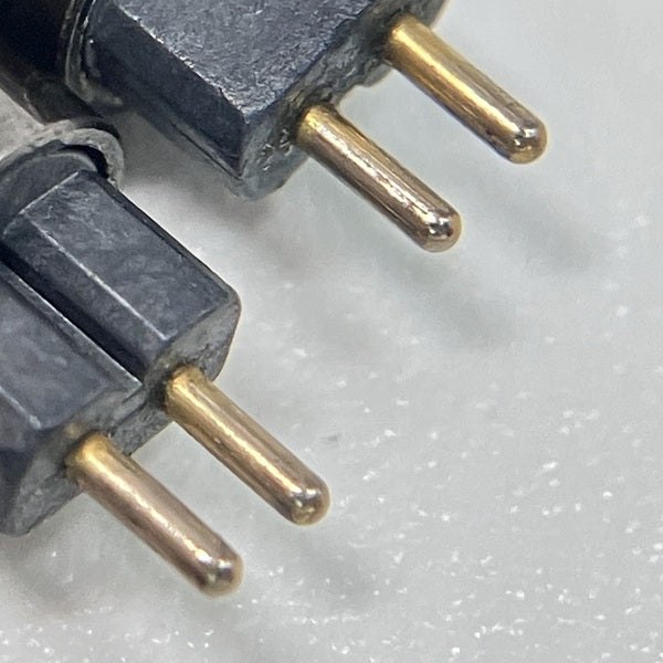 【中古】Iolite CIEM2Pin-3.5mm(イヤーループ仕様) 120cm【日本橋】