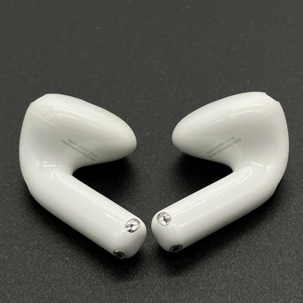 【中古】AirPods 4 MXP63J/A【秋葉原】
