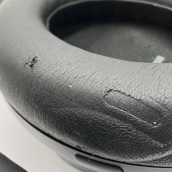 【中古】Noise Cancelling Headphones 700 Triple Black【秋葉原】