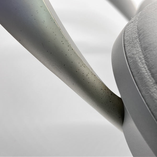 【中古】Noise Cancelling Headphones 700 Luxe Silver【秋葉原】