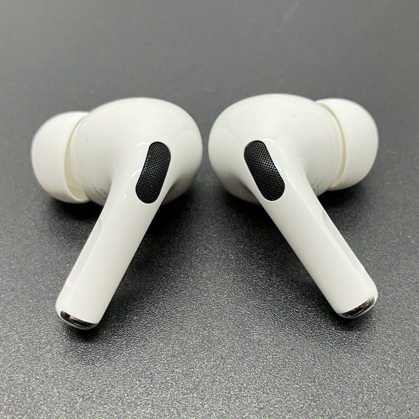 【中古】MagSafe充電ケース(USB-C)付きAirPods Pro(第2世代) MTJV3JA【仙台】