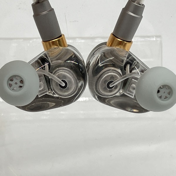 【中古】Surface【E14D】【秋葉原】