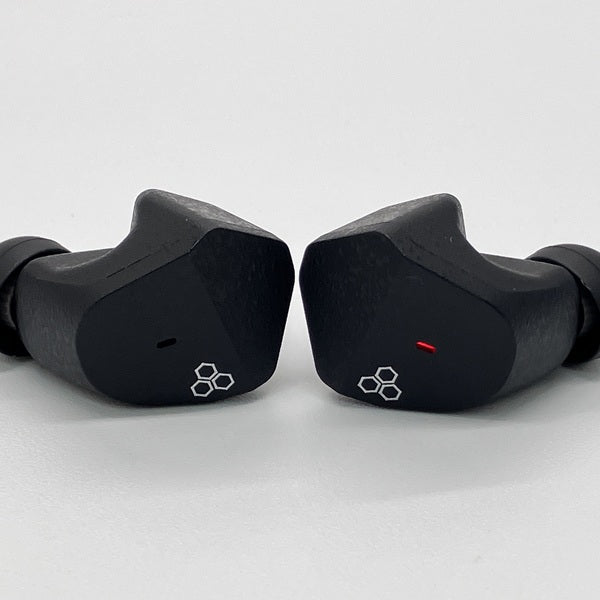 【中古】ZE3000 ブラック 【FI-ZE3DPLTW-BLACK】【秋葉原】