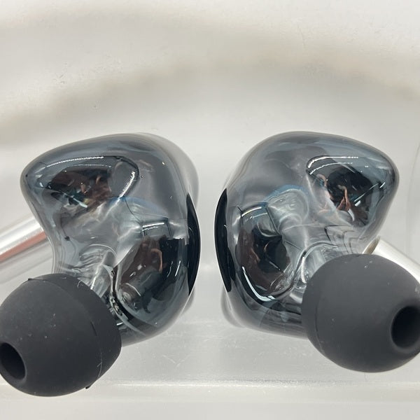 【中古】Legacy 4【秋葉原】