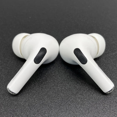 【中古】MagSafe充電ケース(USB-C)付きAirPods Pro(第2世代) MTJV3JA【日本橋】