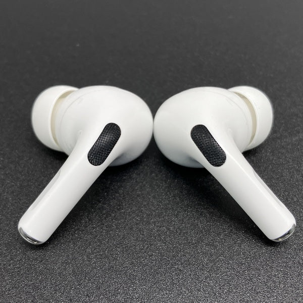 Apple 【中古】MagSafe充電ケース(USB-C)付きAirPods Pro(第2世代