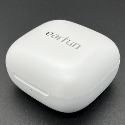 【中古】Air Pro 4i White【秋葉原】