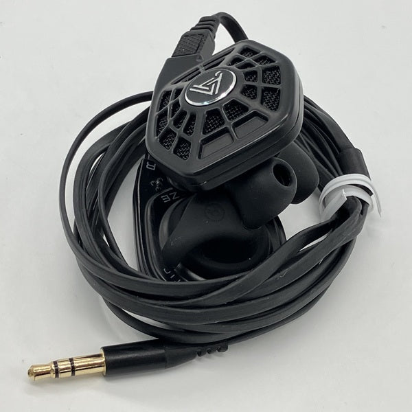 【中古】iSINE 10 Lightning & standard cable【秋葉原】