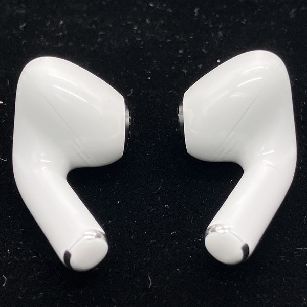 【中古】MagSafe充電ケース(USB-C)付きAirPods Pro(第2世代) MTJV3JA【秋葉原】