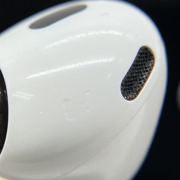 Apple 【中古】MagSafe充電ケース(USB-C)付きAirPods Pro(第2世代