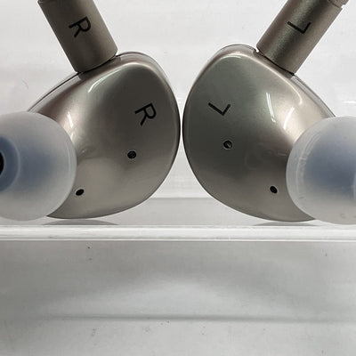 【中古】Que【日本橋】